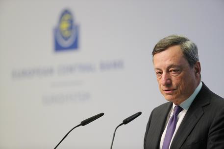 Draghi non cambia formula, tassi bassi ancora a lungo