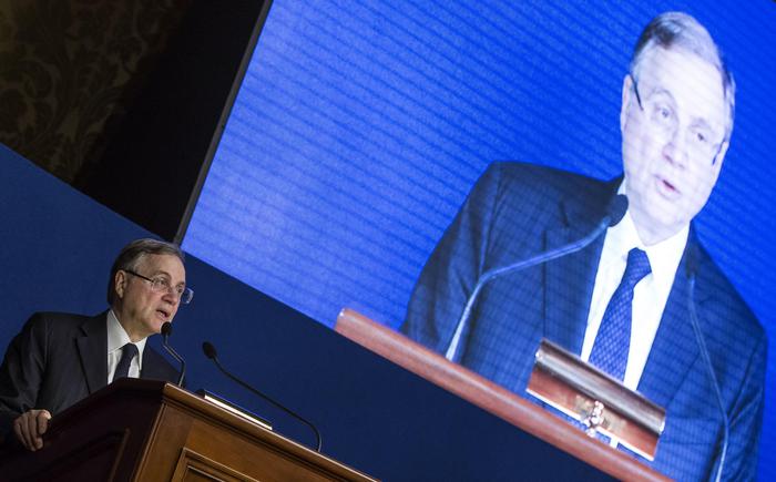 Visco,sofferenze banche è problema ma non sovrastimare