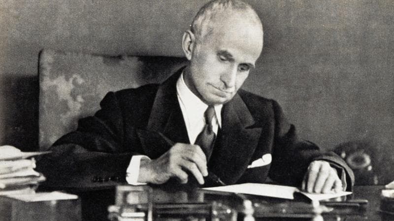 Einaudi