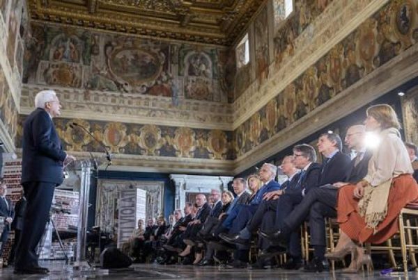 Il presidente della Repubblica Sergio Mattarella in occasione della celebrazione del Giorno della Memoria, Roma, 27 gennaio 2023.
ANSA/ UFFICIO STAMPA QUIRINALE/ PAOLO GIANDOTTI
+++ ANSA PROVIDES ACCESS TO THIS HANDOUT PHOTO TO BE USED SOLELY TO ILLUSTRATE NEWS REPORTING OR COMMENTARY ON THE FACTS OR EVENTS DEPICTED IN THIS IMAGE; NO ARCHIVING; NO LICENSING +++ NPK +++