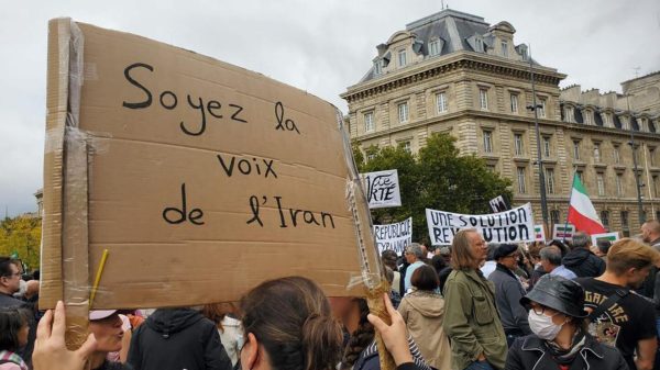 Parigi-Iran-c0883ab8
