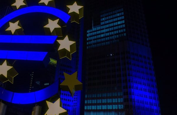 euro-1256252-960-720-20170531151628